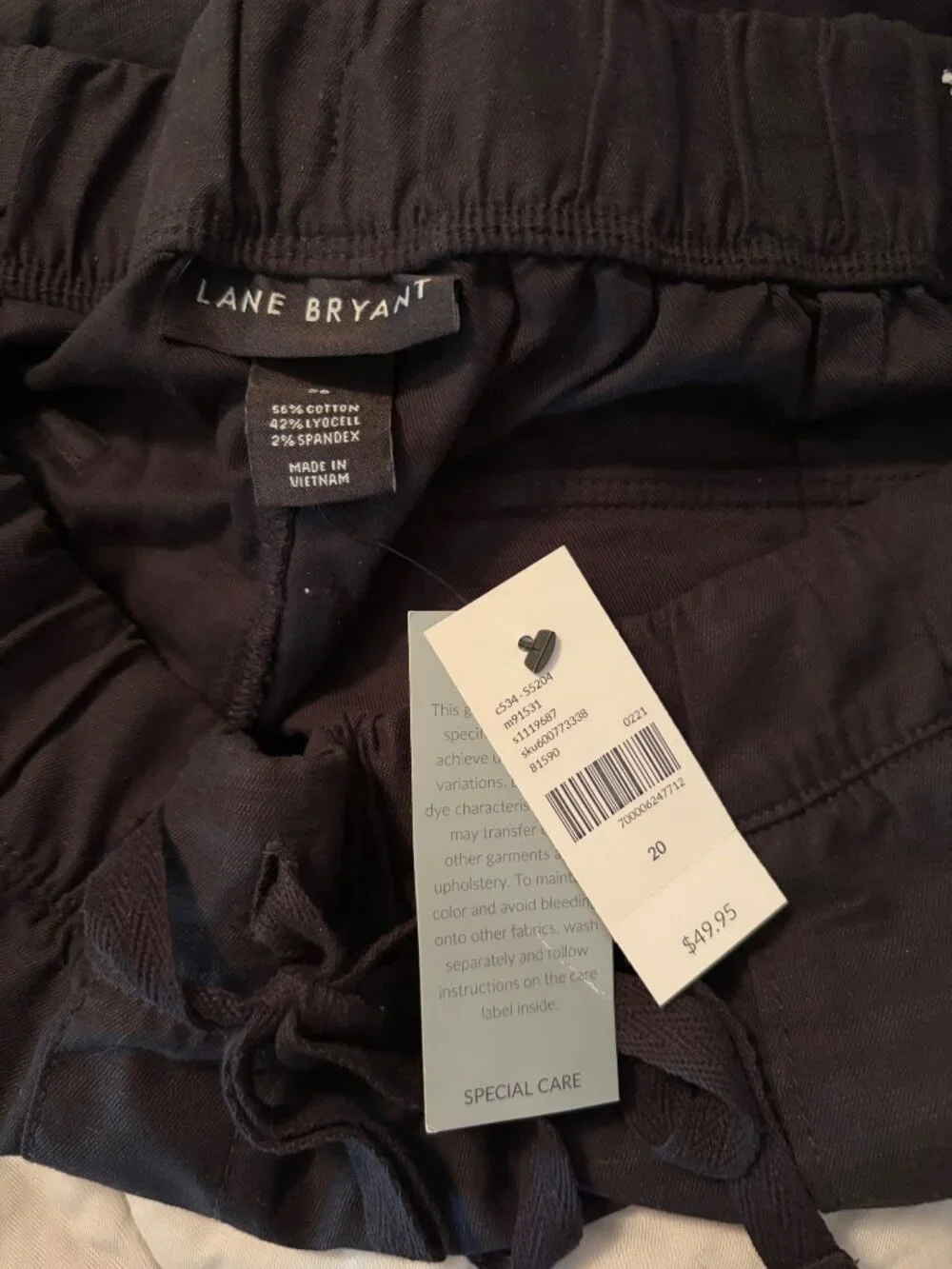 NWT Lane Bryant Size 20 Black Pull On Shorts with Drawstring Waist